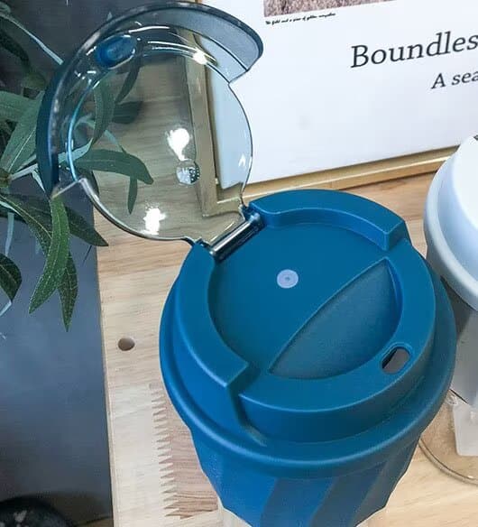 Kreativ enkel drikkeflaske i plast