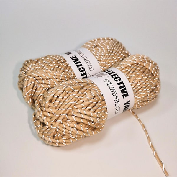Handbroderitråd 4 mm reflekterande tjock tråd  yard 17 olika färger 5