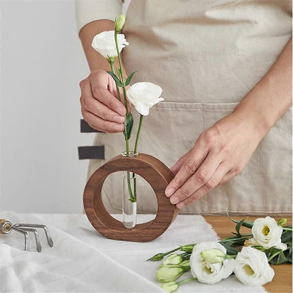 Enkel vas med 1 provrörsglas, bordsvas, trävas, blomsterbas, transparent, blomsterarrangemang