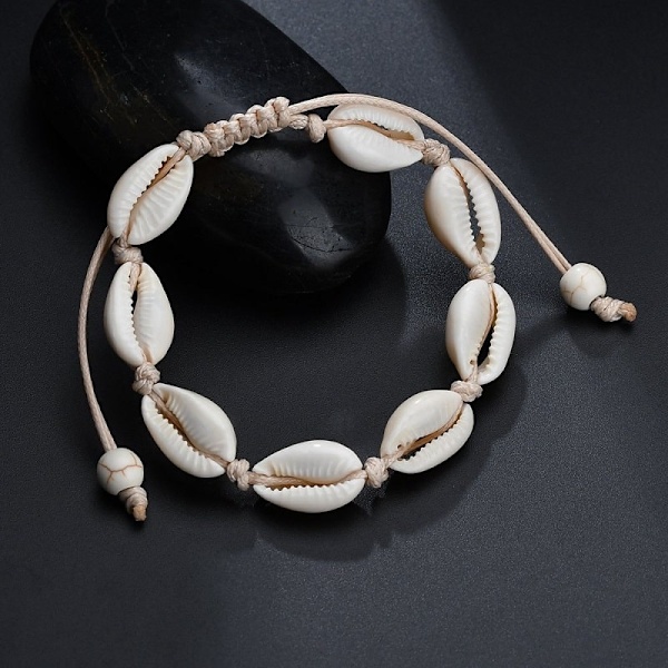 Justerbart Armbånd med hvide muslingeskaller - white