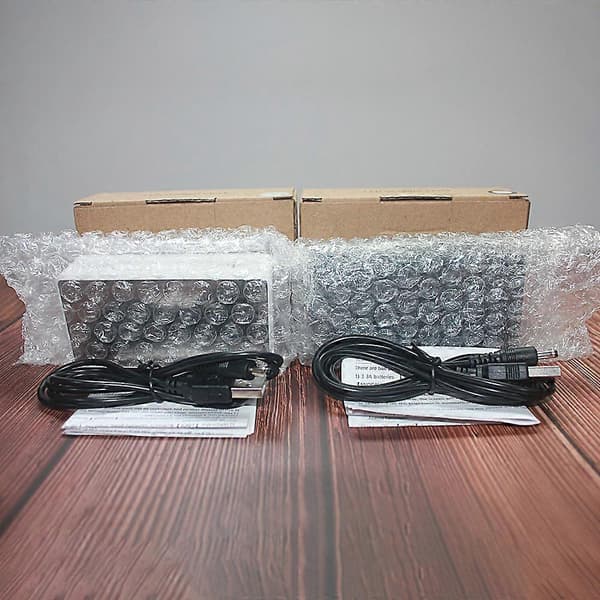 Makuuhuoneen herätyskello LED-suurinäyttökello USB-latausliitäntä