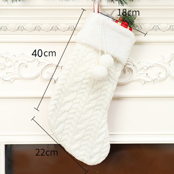 2st Sticka julstrumpor, Sticka julstrumpor med White
