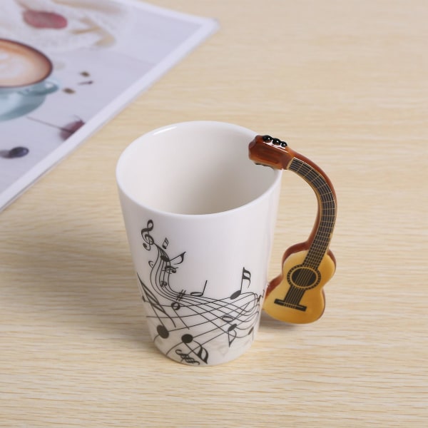 Creative Novel Gitarrhandtag Keramikkopp Gratis Spectrum Kaffe Mjölk Te Cup Personlighetsmugg Unik