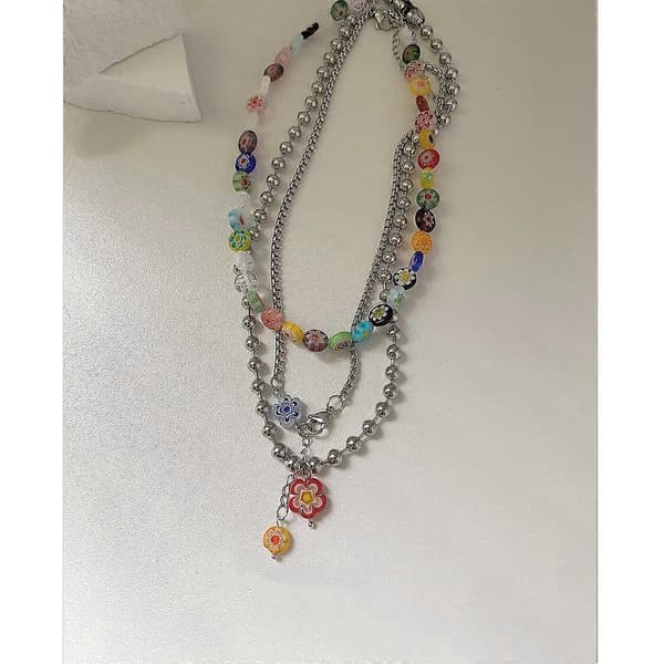 Y2k-kaulakoru, kerrostettu värikäs helmi- ja choker-kaulakoru