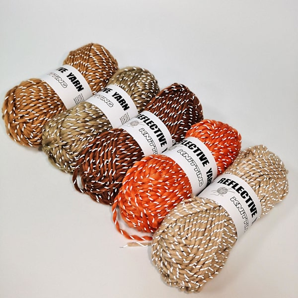 Handbroderitråd 4 mm reflekterande tjock tråd  yard 17 olika färger 5