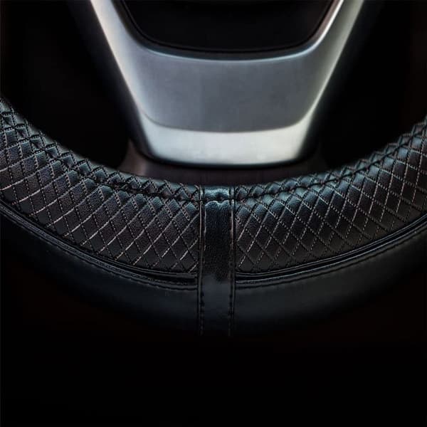 General Motors Cover Heavy Duty Läder black red