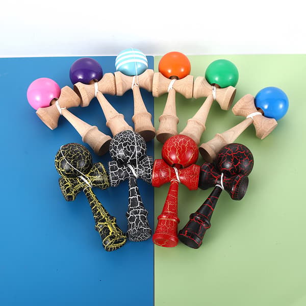 Modell Kendama – Det tradisjonelle japanske kaste- og fangstferdighetsspillet