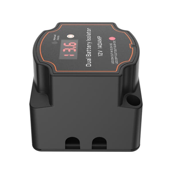 Dubbel batteriisolator digital display spänningskänsligt relä