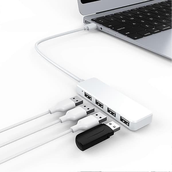 Dockingstasjon Rask Overføring Plug and Play Ultratynn 4 i 1 USB2.0 Splitter Kabel Hub for Datamaskin