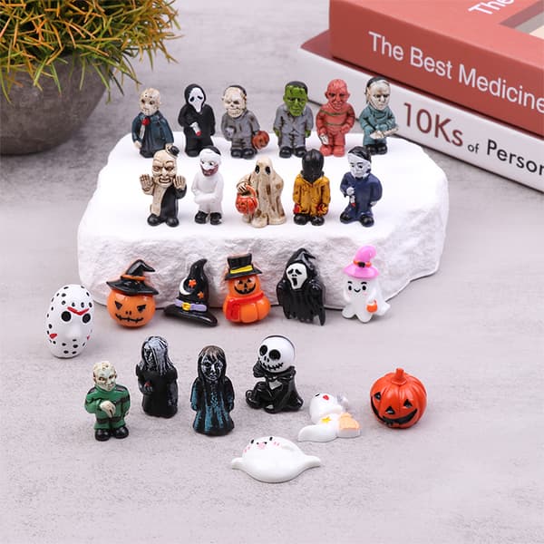 24st Halloween Doll Advance Calendar Blind Box Present A20.5*20.5*4cm