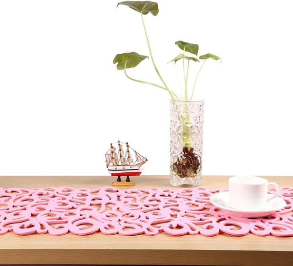 Tvättbar bordslöpare 100 x 30 cm rosa