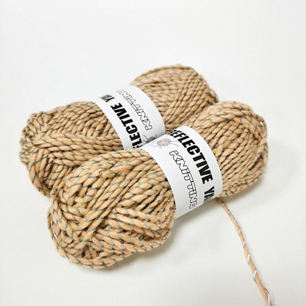 Handbroderitråd 4 mm reflekterande tjock tråd  yard 17 olika färger 5