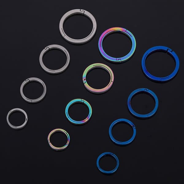 Avaimenperät Avaimenperät Solki Riipus MONIVÄRINEN 18MM