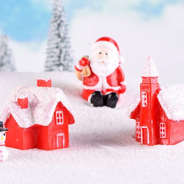 4 kpl Miniatyyri joulukylätalo
