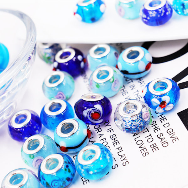 100 stycken European Craft Beads Stort hål glasmellanlägg, grön