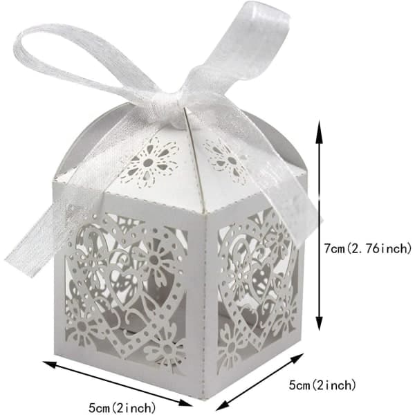 100 Pack Love Heart Laser Cut Bröllopsfest Favor Box Godispåse Vit