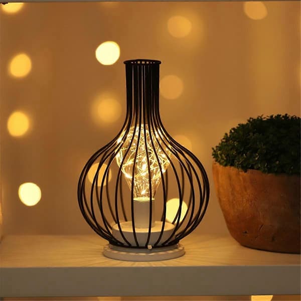LED bordlampe leselampe nattlys soverom nattbordslampe skrivebordsbelysning stue retro jern hjemmedekorasjon, B