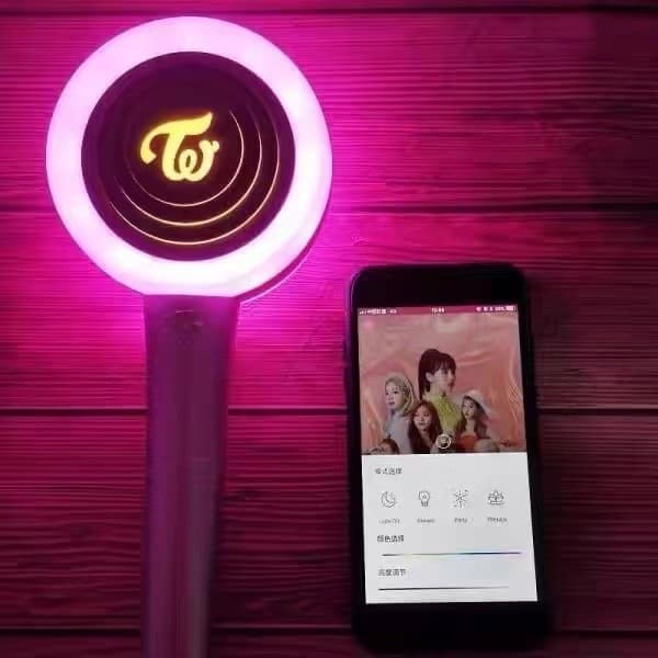 TWICE Lightstick virallinen versio