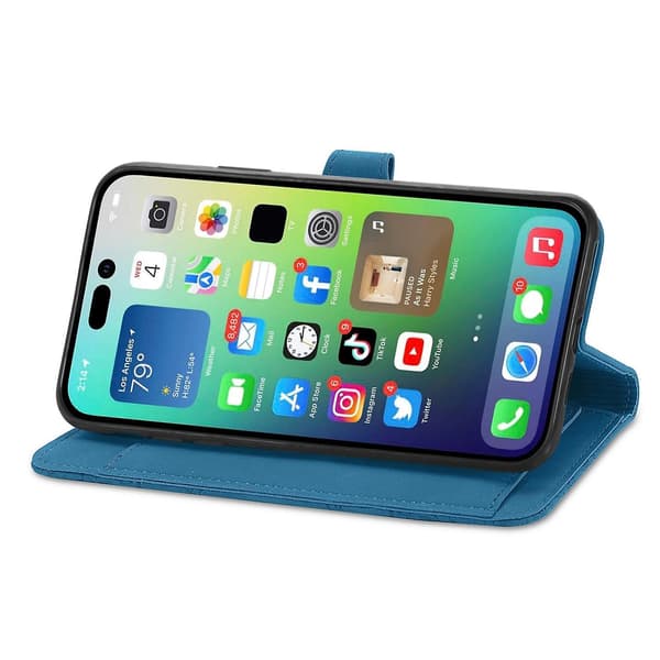 Case för iPhone 15 med präglad blomblixtlås Blue