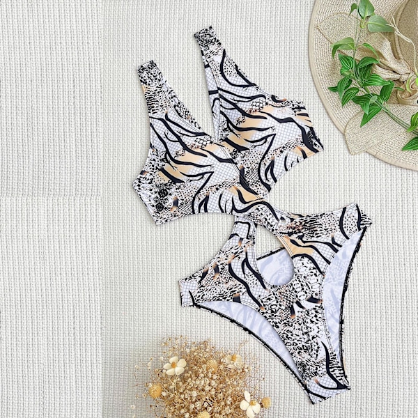 Bikinis 2023 Baddräkter med hög midja för kvinnor kvinnors nya bikini tredelade baddräkt Solid delad baddräkt Set Baddräkter Black M