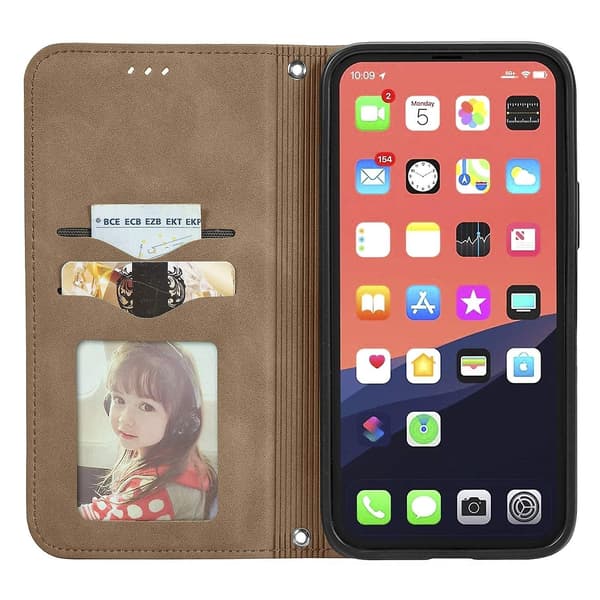 Retro Skin Feel Case för iPhone 15 Brown