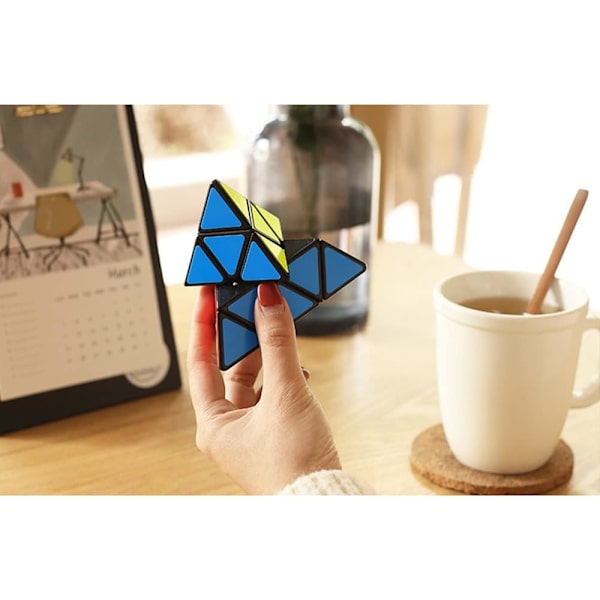 Pyraminx Cube, Pyramide Speed Cube, Professionel, Glat, Høj fejltolerance, Velegnet til konkurrenceøvelser