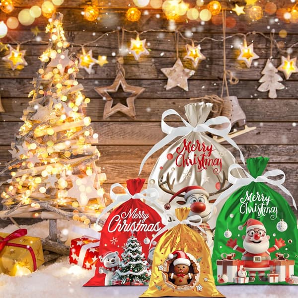 4 st julpåsar, julklappspåsar i multipack, små, medelstora, stora och extra stora julklappspåsar för presenter jul