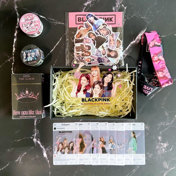 161st Svart Rosa Born Pink Set Blink Fans Present Merchandise Fotokort Födelsedagar Festdekorationer Kpop Lanyard Stickers