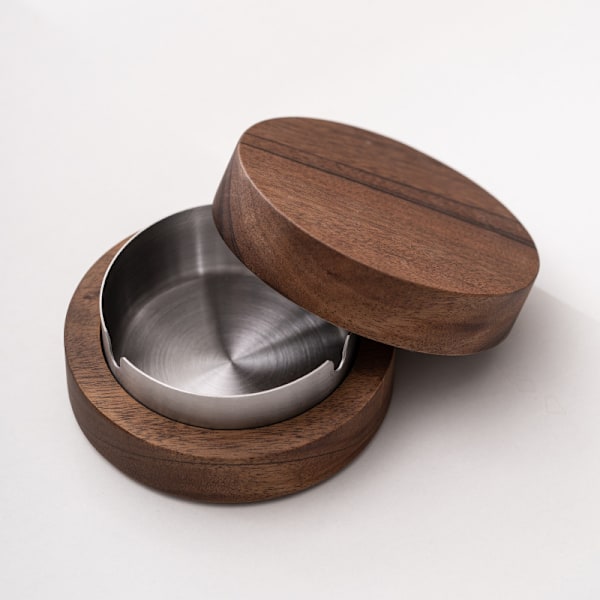 Walnut Wood Ashtrays with Lids - Covered Windproof Ashtray with Stainless Steel Liner | Indoor outdoor ashtray for patio