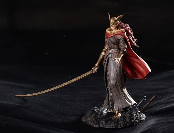Elden Ring Valkyrie Valkyrie Modellboks Hånd