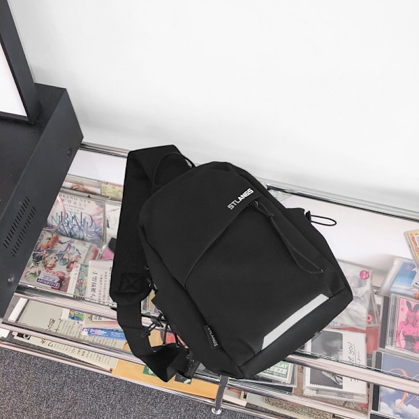 Ny Brysttaske Skuldertaske Studerende Mode Sport Lille Rygsæk Kvinder Crossbody Taske Black With chimpanzee pendant