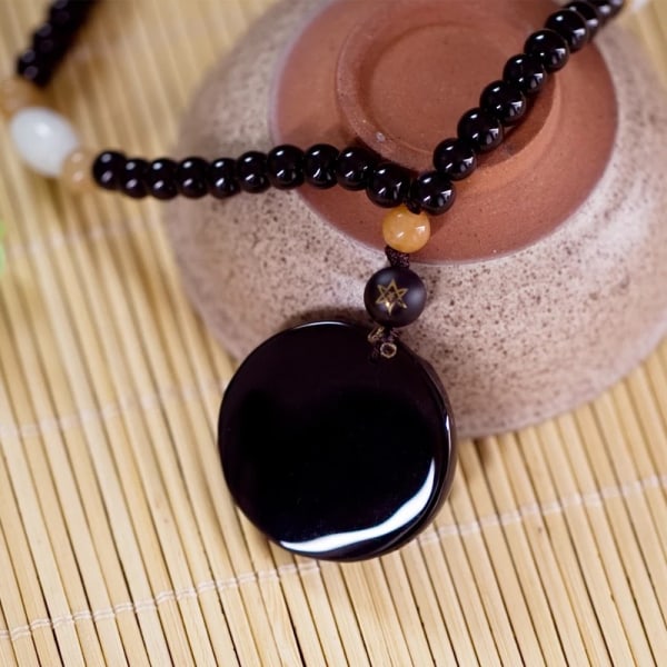 Svart Obsidian Lucky Halsband Natursten Healing Kristall Hänge Skydd Amulett Ädelstenar Hänge Smycken