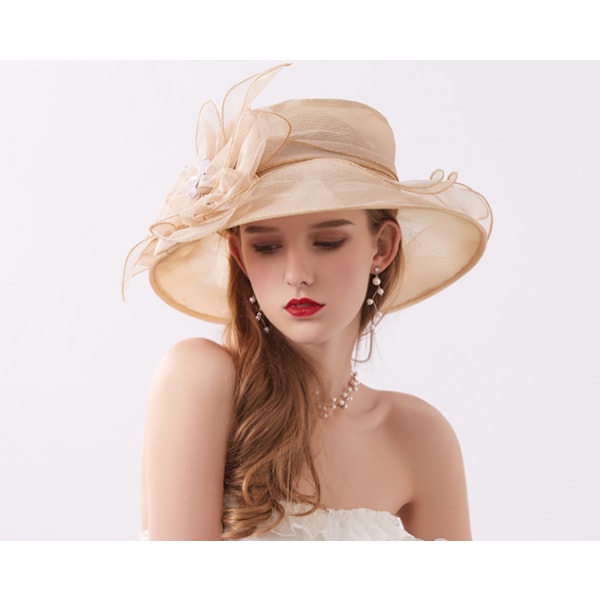 Fascinator Hat - Dame Bredbremmet Kirke Brudeselskap Bryllupshatt