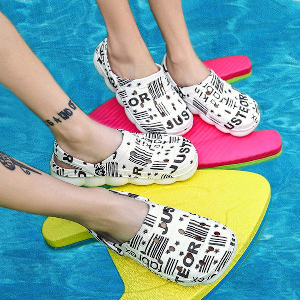 Herre- og damesko til havearbejde, sommersandaler, lette, skridsikre sko til gåture, sportssko, unisex-clogs til voksne til pool, strand, have, køkken og brusebad white 11.25inch 10 Women/8.5 Men