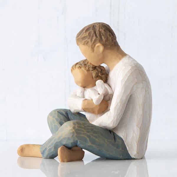 Fars dags present, Firar de kärleksfulla relationerna mellan förälder och barn, far och dotter, skulpterad handmålad figur