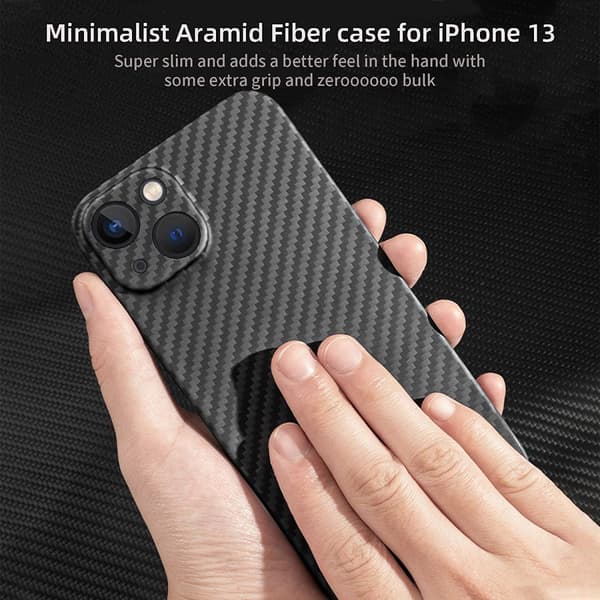 Til iPhone 13 Aramidfibercover, Snap-on bagcover med kulfiberbelægning, sort