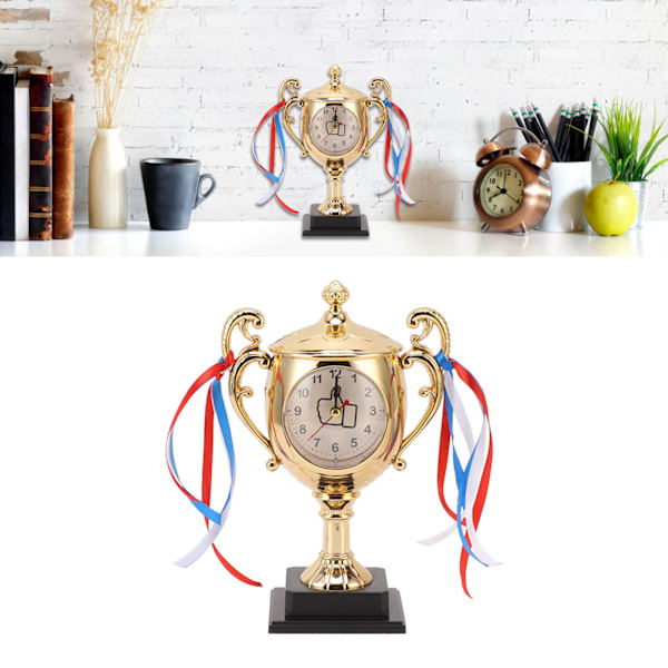 Retro klocka Livsliknande trofémodell Dekorativ liten skrivbordsväckarklocka för sovsal Sovrum Vardagsrum Gold