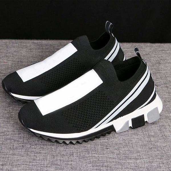 Svarta tennisskor bekväma mesh övre andningsbara halkfria herrmode sneakers för män 42 svart Black Male 42