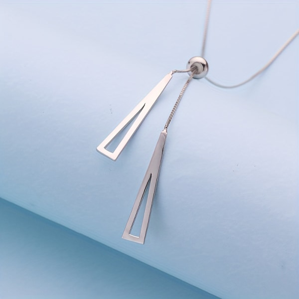 Geometrisk lång triangel Y-formad silver färg halsband kvinnlig lång tröja kedja