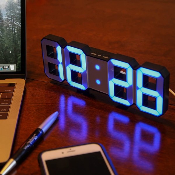 Minimalistinen LED-kello, jossa 3 säädettävää kirkkaustasoa ja AC/DC power - Digitaalinen LED-pöytäkello | Seinäkello | Herätyskello - sininen