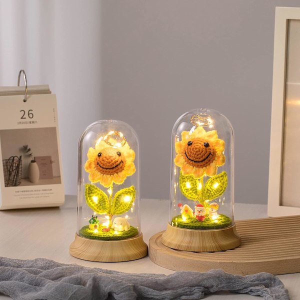 Evige Solsikkegaver til Kvinner, Heklet Kunstig Solblomstdekor i Plastkuppel med LED, til Hennes Mor Morsdag Bursdag