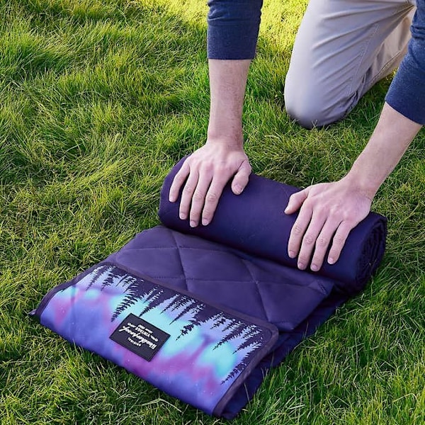Bärbar Picknickfilt (152cm x 183cm) - Vikbar & Sandtät Strand- & Campingfilt - Med Bärrem (Stjärnor)