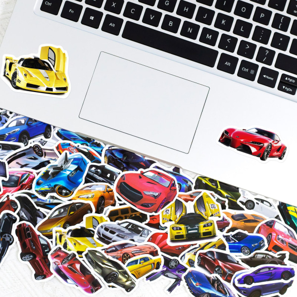 Cartoon Supercar Racing-klistermärken, set med 50, vattentät och UV-beständig, perfekt för alla dina prylar