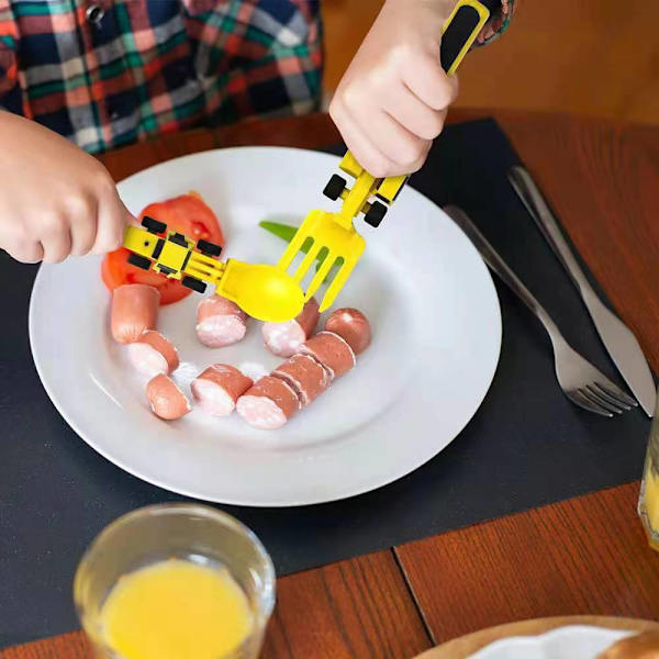 Rakentava ruokailusetti, jossa on ruokailuvälineet ja lautaset taaperoille, vauvoille ja lapsille - valmistettu turvallisesti testatuista materiaaleista