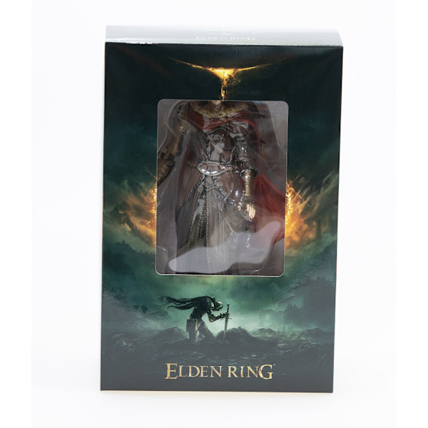 Elden Ring Valkyrie -hahmo, pakattu käsi