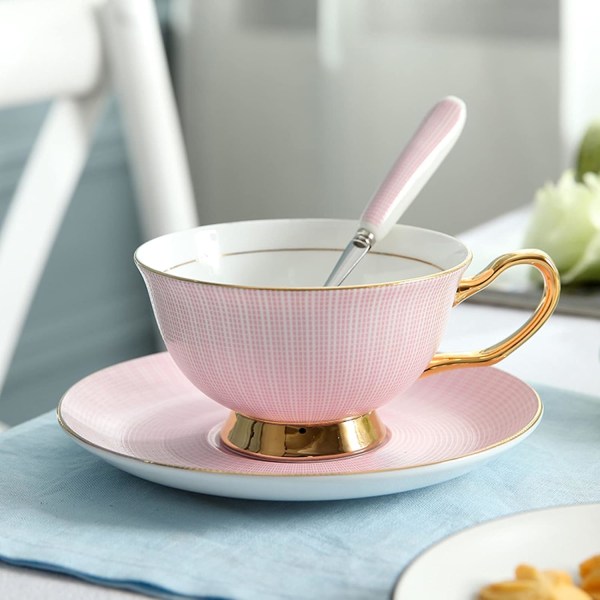 Kaffe Kopp og Skål Sett - 6.7 Oz Bone Kina Te Kopp med Skål og Skje - Fancy Kopp for Kontor, Kaffebord Ettermiddagste (rosa)