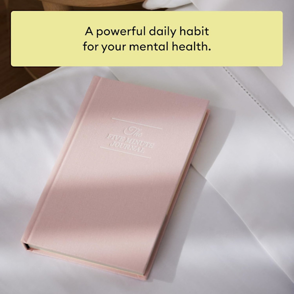 Intelligent Change: The Five Minute Journal - Daglig Taknemmelighedsjournal til Glæde, Mindfulness og Reflektion - Udateret Livsplanlægger