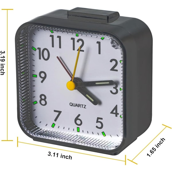 Analog resealarmklocka, super tyst batteridriven liten skrivbordsklocka med snooze, pipljud, nattljusfunktion, enkel inställningsklocka för sovrum white