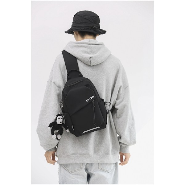 Ny brysttaske skuldertaske studerende mode sport lille rygsæk kvinder crossbody taske White With chimpanzee pendant
