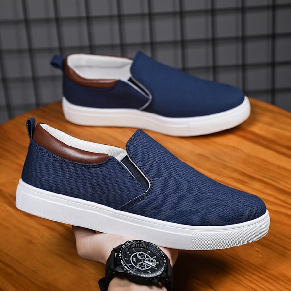 Pluskokoisten miesten kengät Canvas-kengät Miesten laiskat slip-on-vapaa-ajan laudaskengät Miesten kangaskengät Vapaa-ajan kengät Blue 40